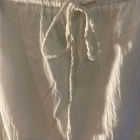 Venezia White Maxi Skirt with Lace Accents - Picture 2 of 7